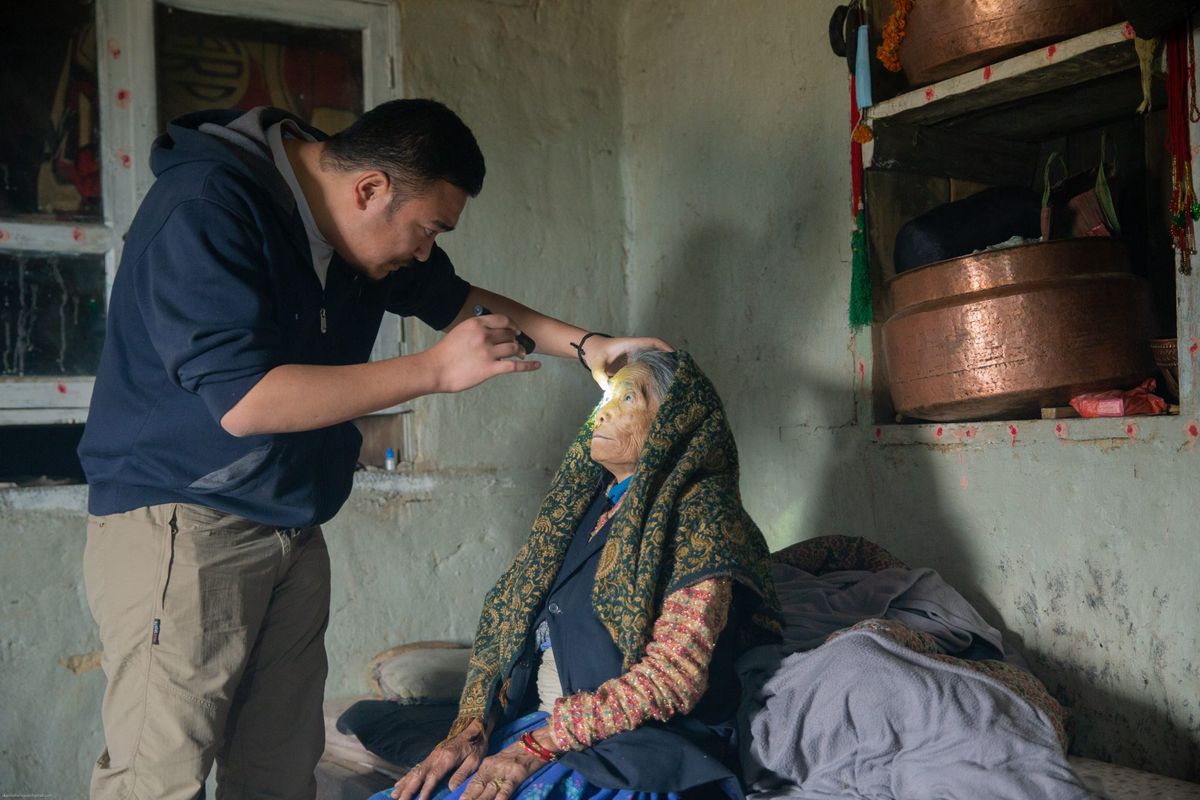 15 minutes to cure blindness: a story from the Tej Kohli & Ruit Foundation